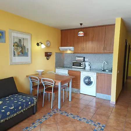 Tenerife Sur Parque Royal Apartment *